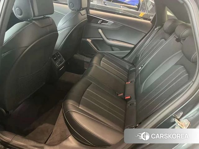 Audi A4L id 4353182 из Китая 7