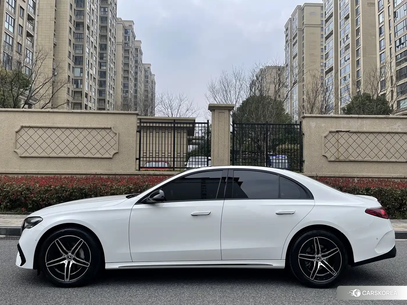 Mercedes-Benz E-Class id 4600698 из Китая 15