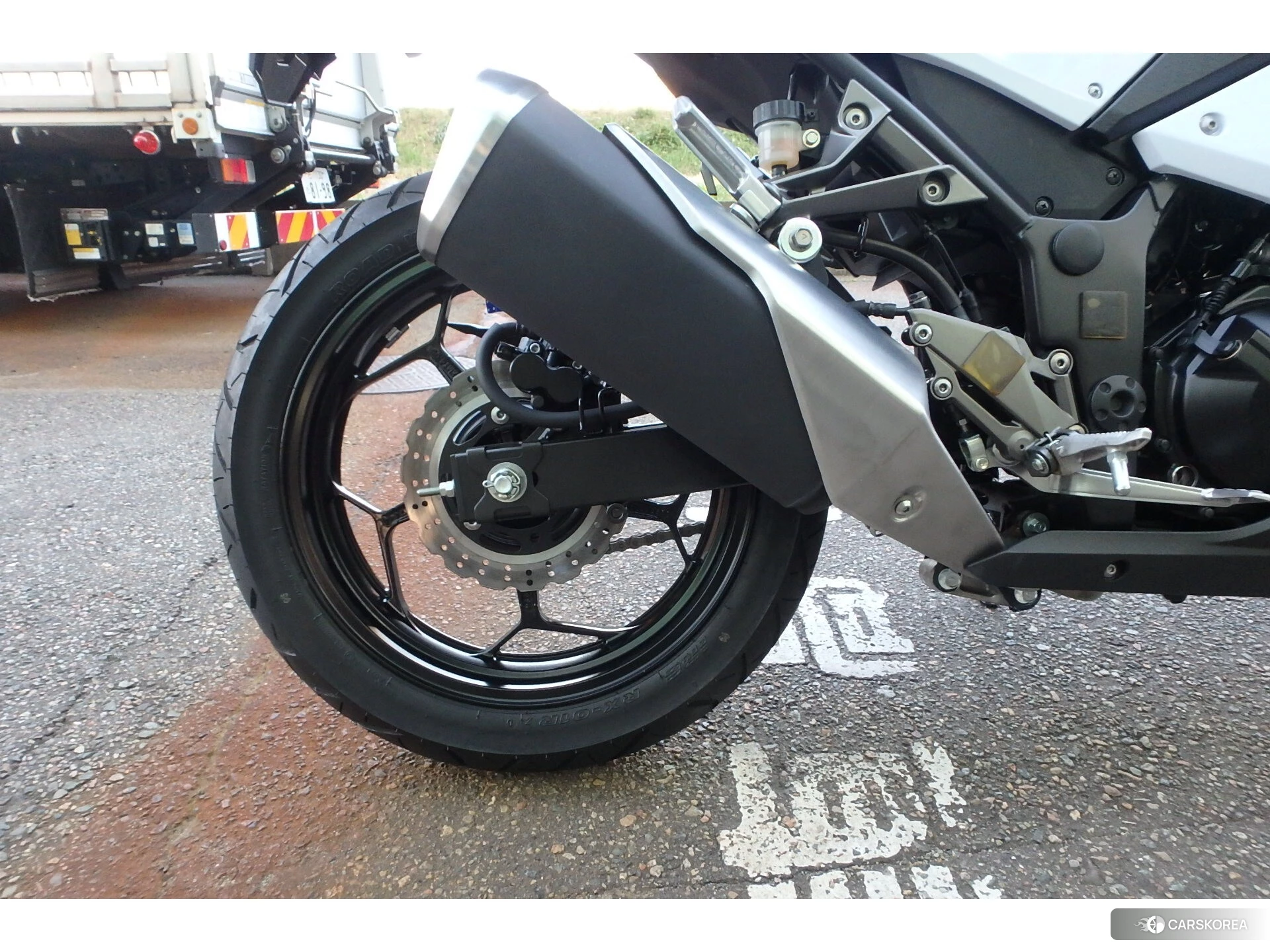 Kawasaki NINJA 250 id 4347802 из Японии 7