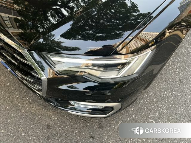Audi A6L id 4265072 из Китая 14