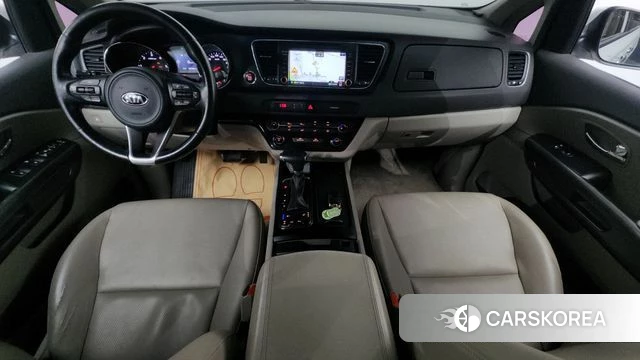 Kia All New Carnival id 4269560 из Кореи 17