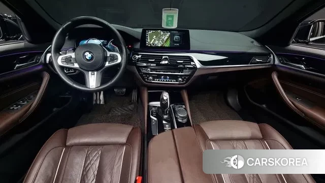 BMW 5 Series (G30) id 3345240 из Кореи 17