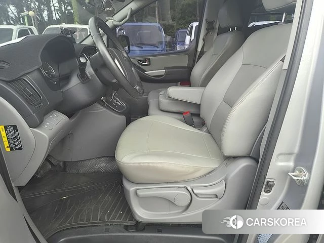 Hyundai The New Grand Starex id 4698652 из Кореи 12