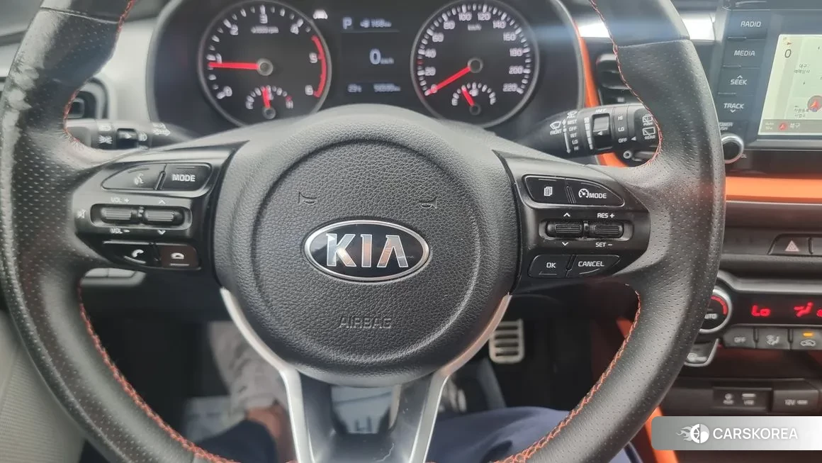 Kia Stonic id 1618607 из Кореи 17