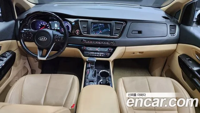 Kia The New Carnival id 2717004 из Кореи 17