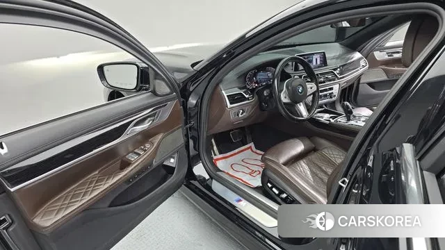 BMW 7 Series (G11) id 3753471 из Кореи 17