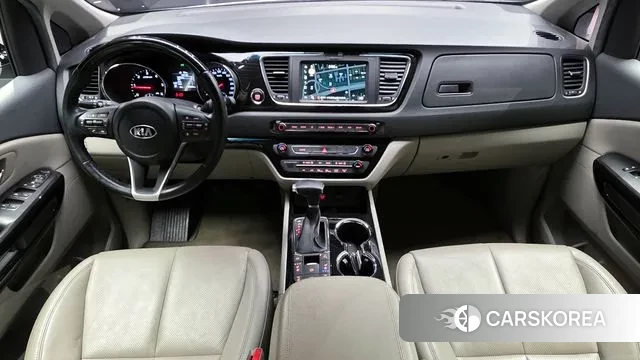 Kia The New Carnival id 3651884 из Кореи 17