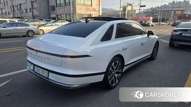 Hyundai Grandeur Hybrid (GN7) id 3522880 из Кореи 17