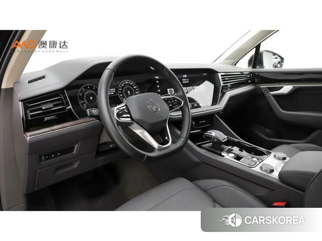 Volkswagen Touareg id 4259784 из Китая 7