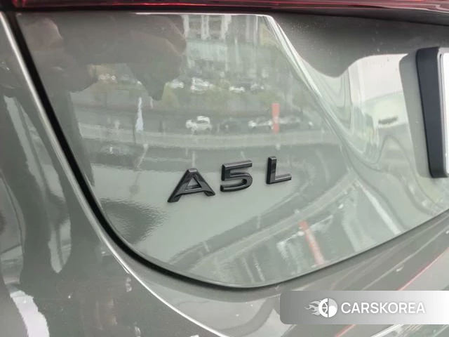 Audi A5L id 4290544 из Китая 18