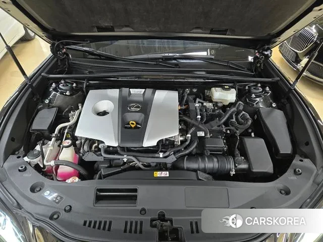 Lexus ES300h 7th generation id 3385007 из Кореи 17