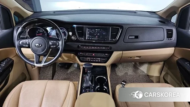 Kia The New Carnival id 2966437 из Кореи 17