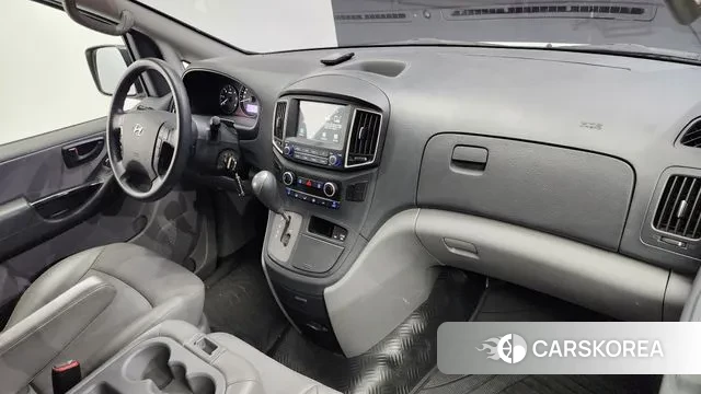 Hyundai The New Grand Starex id 3059585 из Кореи 17