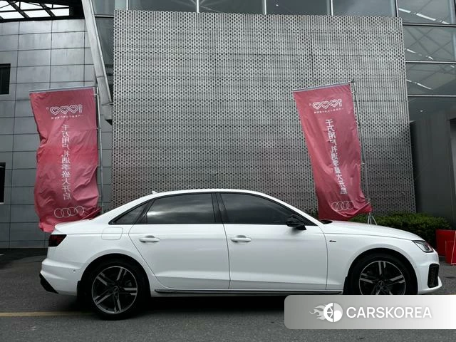 Audi A4L id 3944951 из Китая 19
