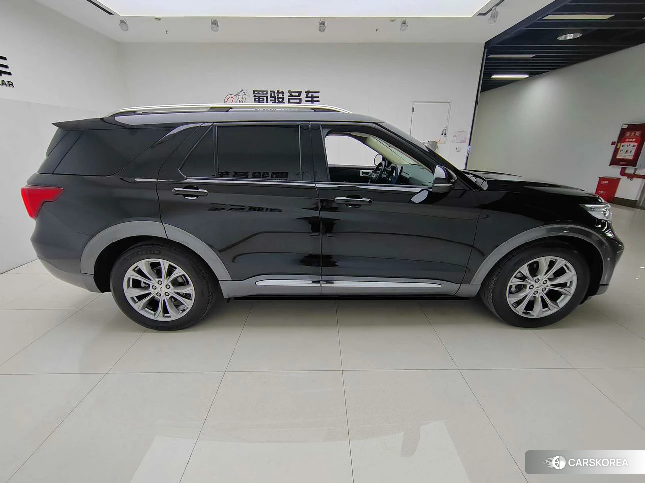 Ford Explorer id 4452433 из Китая 16