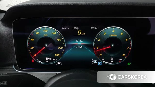 Mercedes-Benz E-Class W213 id 4609039 из Кореи 27