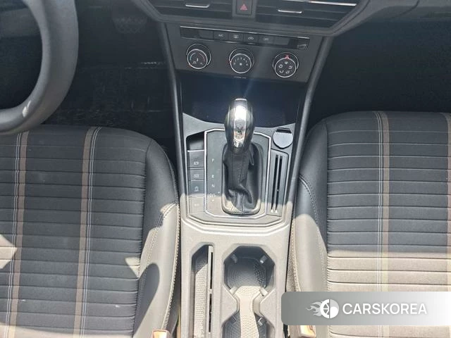 Volkswagen Lavida id 4341852 из Китая 15