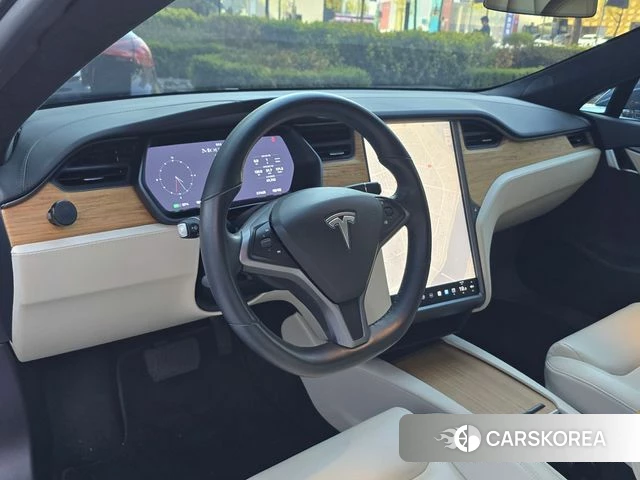 Tesla Model S id 3904915 из Кореи 8