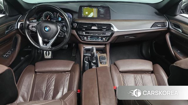BMW 5 Series (G30) id 4397948 из Кореи 17
