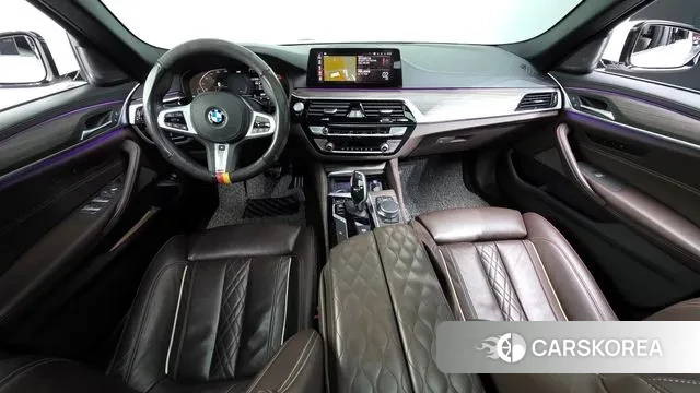 BMW 5 Series (G30) id 3433988 из Кореи 17