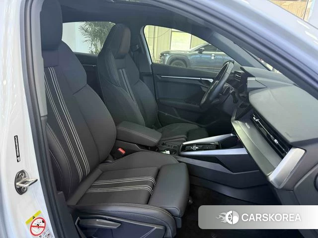 Audi A3 id 4297635 из Китая 15
