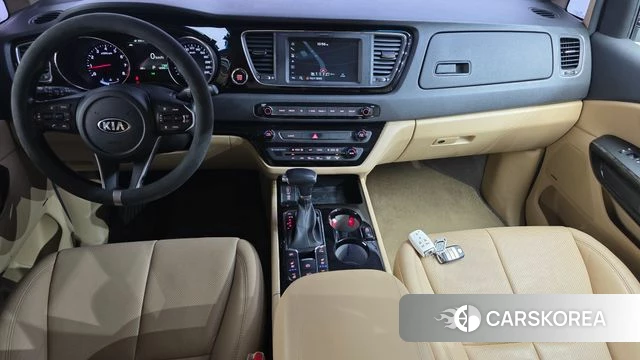 Kia The New Carnival id 3955613 из Кореи 17