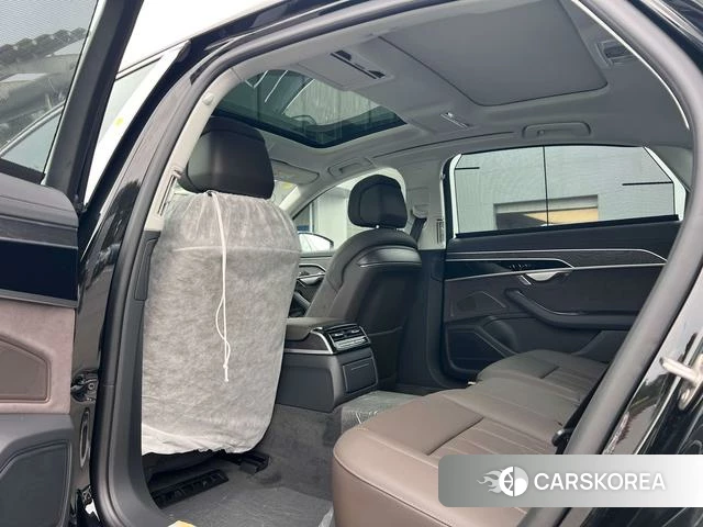 Audi A8 id 3908599 из Китая 7