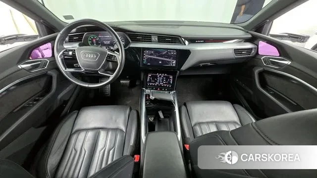 Audi e-Tron id 3054729 из Кореи 17