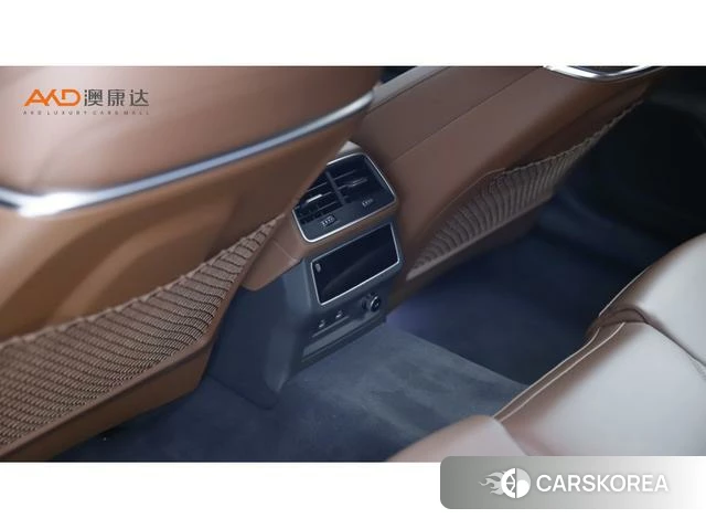 Audi A6L id 4336216 из Китая 7