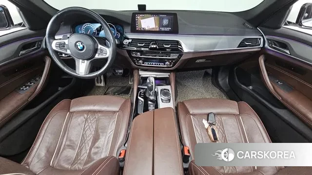 BMW 5 Series (G30) id 3474423 из Кореи 17