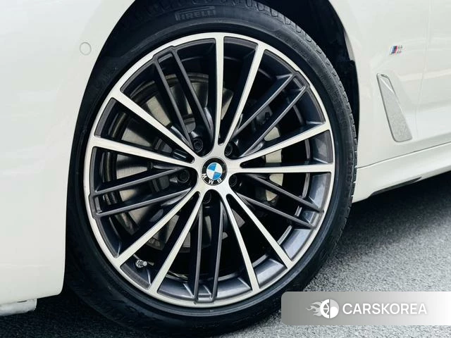 BMW 5 series id 4278408 из Китая 19