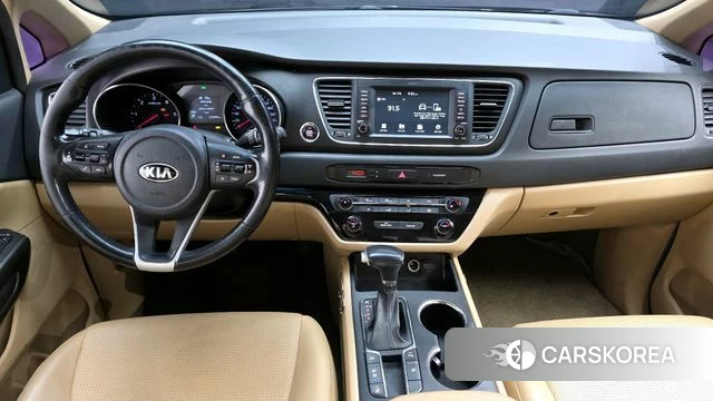 Kia The New Carnival id 3801638 из Кореи 17