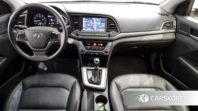 Hyundai Avante AD id 2981805 из Кореи 17