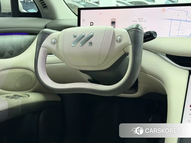 Zhiji Automobile Zhiji LS6 id 4238768 из Китая 7