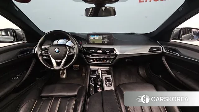 BMW 5 Series (G30) id 3440121 из Кореи 17