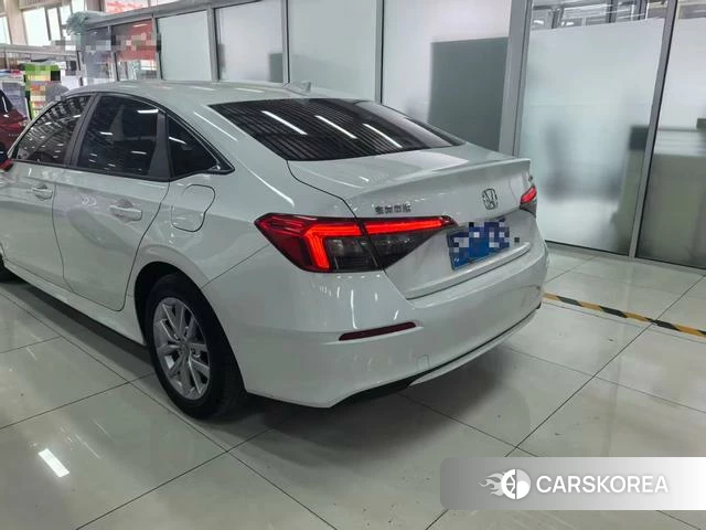 Honda Civic id 4353515 из Китая 7
