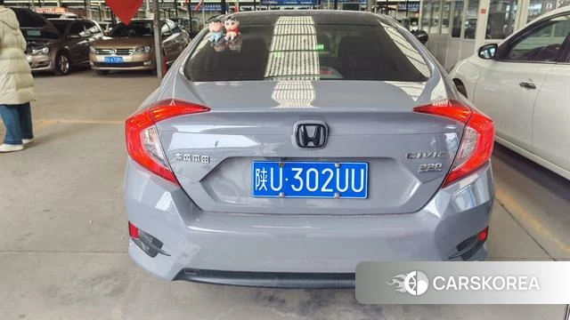 Honda Civic id 4261434 из Китая 7