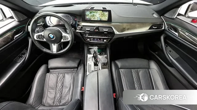 BMW 5 Series (G30) id 2986822 из Кореи 17