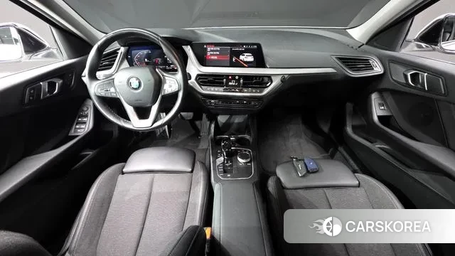 BMW 1 Series (F40) id 3741703 из Кореи 17