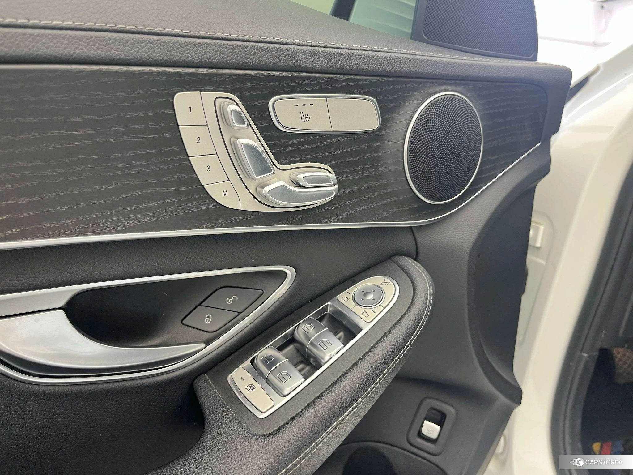 Mercedes-Benz Class C id 4432182 из Китая 17