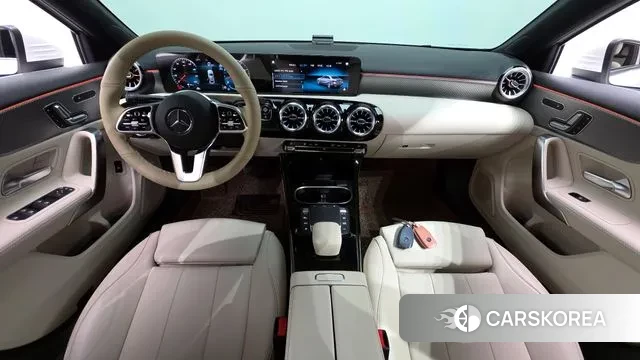 Mercedes-Benz A-Class W177 id 3606324 из Кореи 17