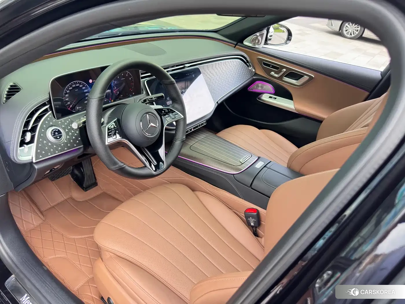 Mercedes-Benz E-Class id 4546705 из Китая 31