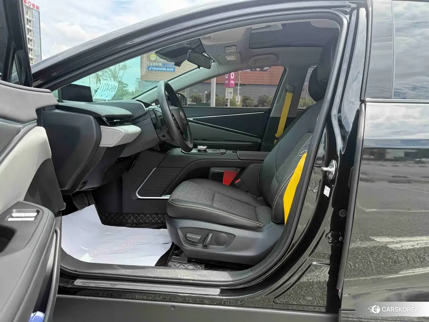 Toyota bZ5 id 4559838 из Китая 11