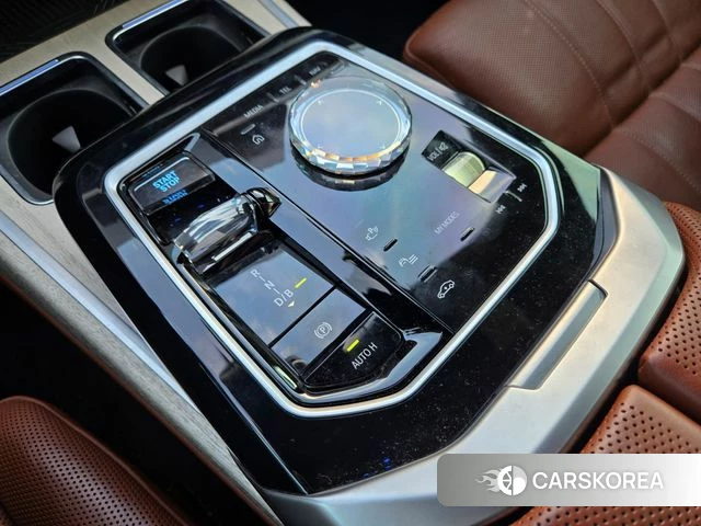 BMW i7 (G70) id 4898273 из Кореи 8