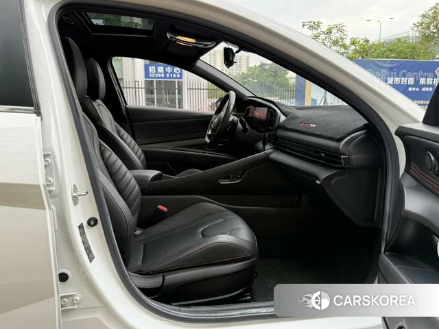 Hyundai Elantra id 4291250 из Китая 17