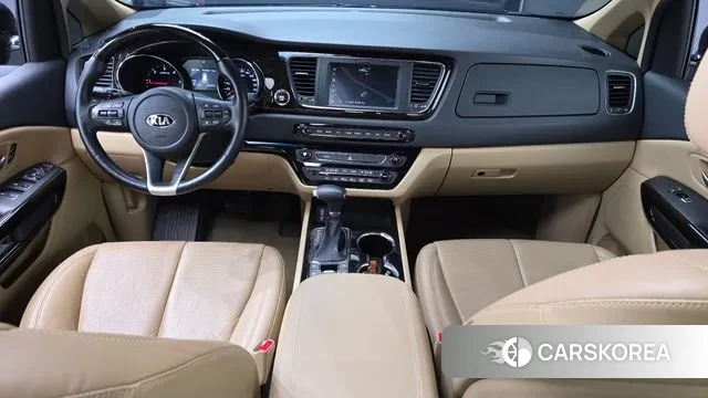 Kia The New Carnival id 2995655 из Кореи 17