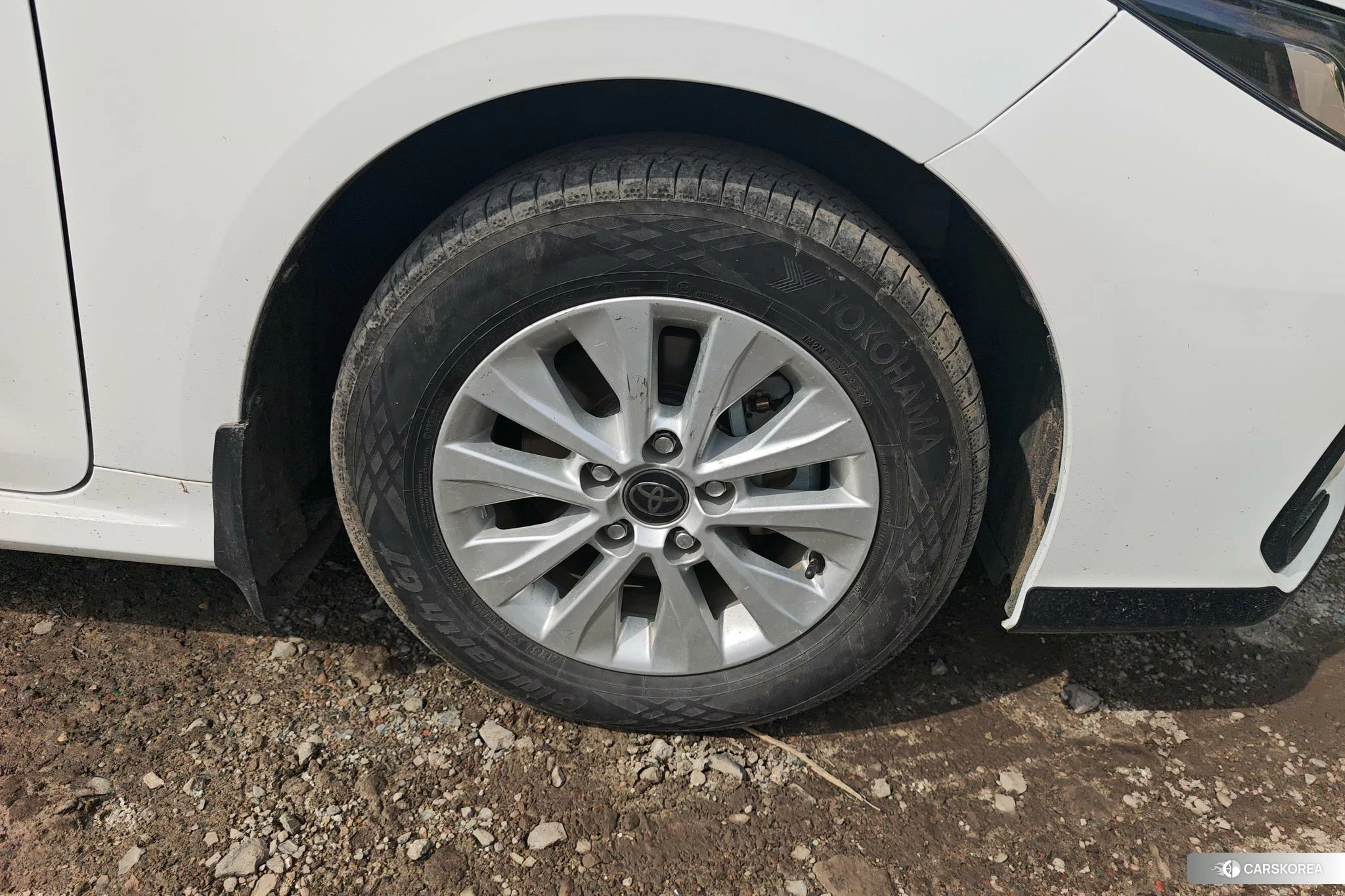 Toyota Corolla id 4498844 из Китая 14