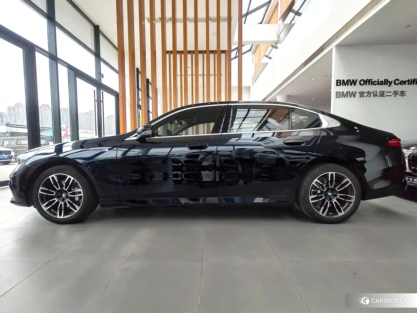 BMW 5 series id 4685938 из Китая 14