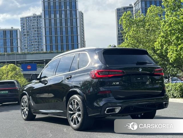 BMW X5 id 4275315 из Китая 9