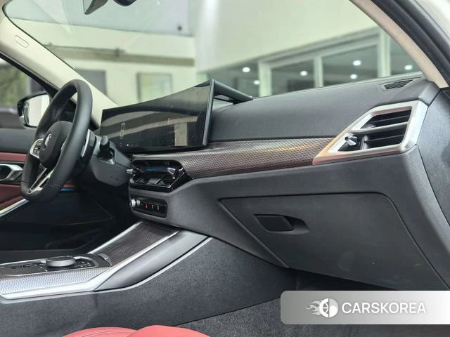 BMW 3 series id 4333855 из Китая 8